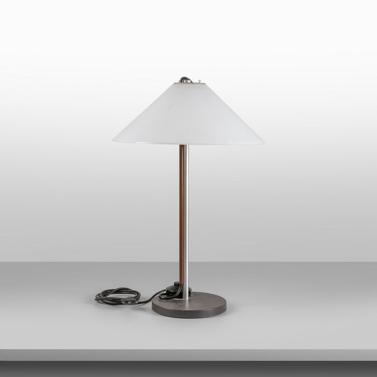 ENZO MARI, ARTEMIDE, 1974.  Una lampada da (1 of 1)