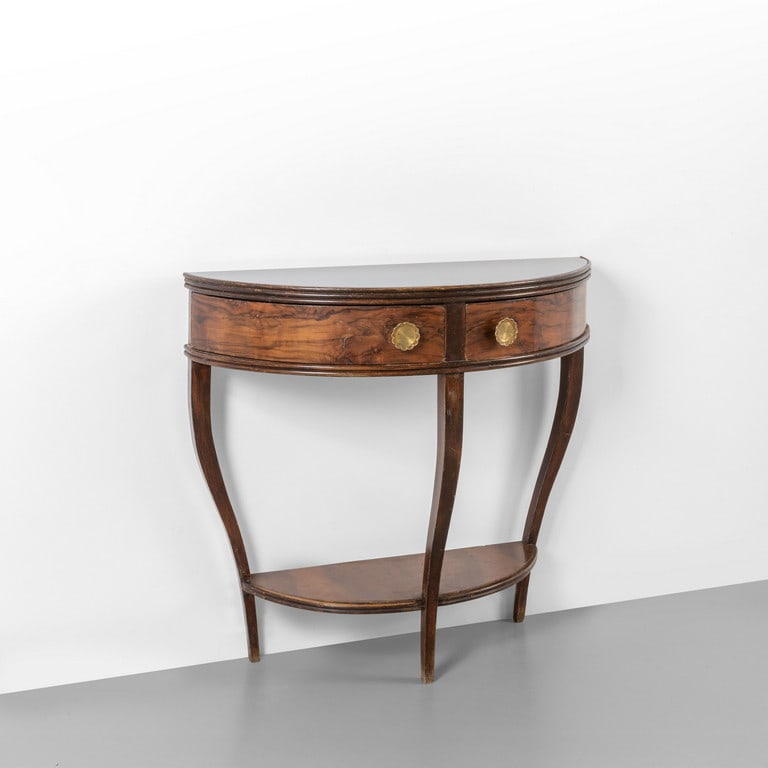 UNA CONSOLE, anni '40.  Legno di noce, (1 of 3)