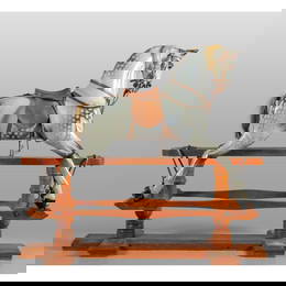 Cavallo a dondolo di epoca vittoriana in legno