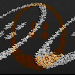 Parure in oro composta da girocollo e orecchini