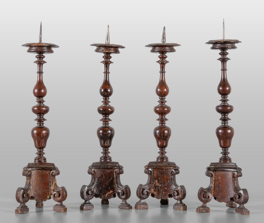 Quattro candelieri a rocchetto, (1 of 1)