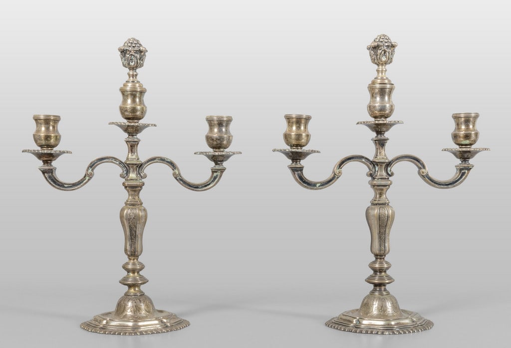 Coppia di candelieri in argento a tre luci, (1 of 1)