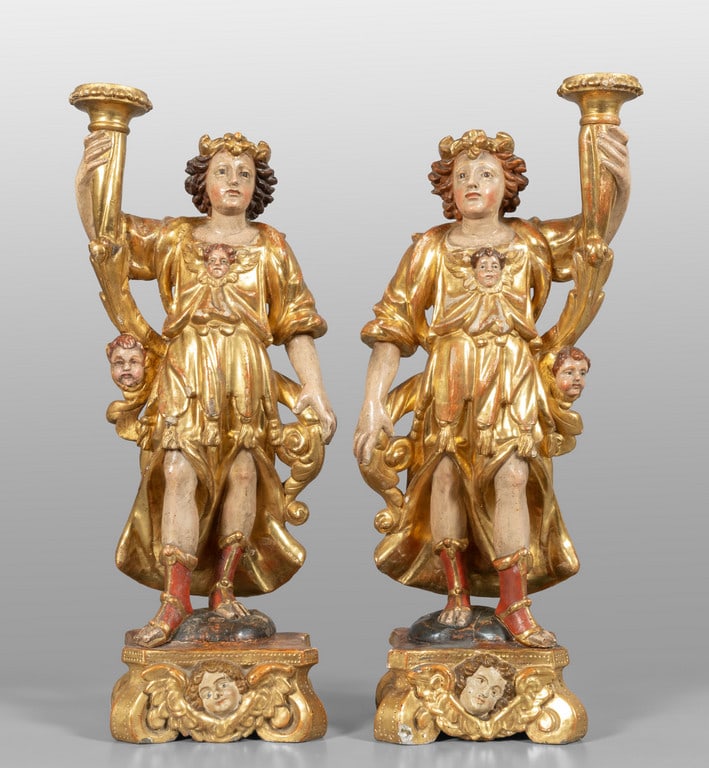 Coppia di cornucopie in legno finemente (1 of 3)