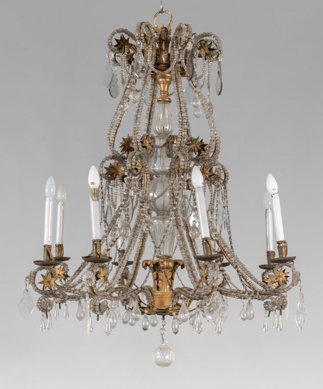 Importante lampadario a otto luci in metallo, (1 of 1)