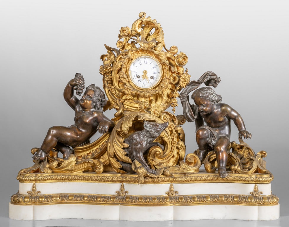 Monumentale orologio Napoleone III in bronzo: Monumentale orologio Napoleone III in bronzo dorato e marmo raffigurante Romolo e Remo con uva e la lupa, Francia sec.XIX cm. 92x72