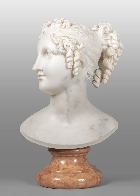 Venere, busto in marmo, sec.XIX h.cm.54 (1 of 4)