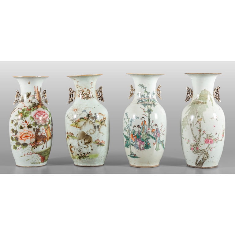 Quattro vasi in porcellana policroma con manici, (1 of 2)