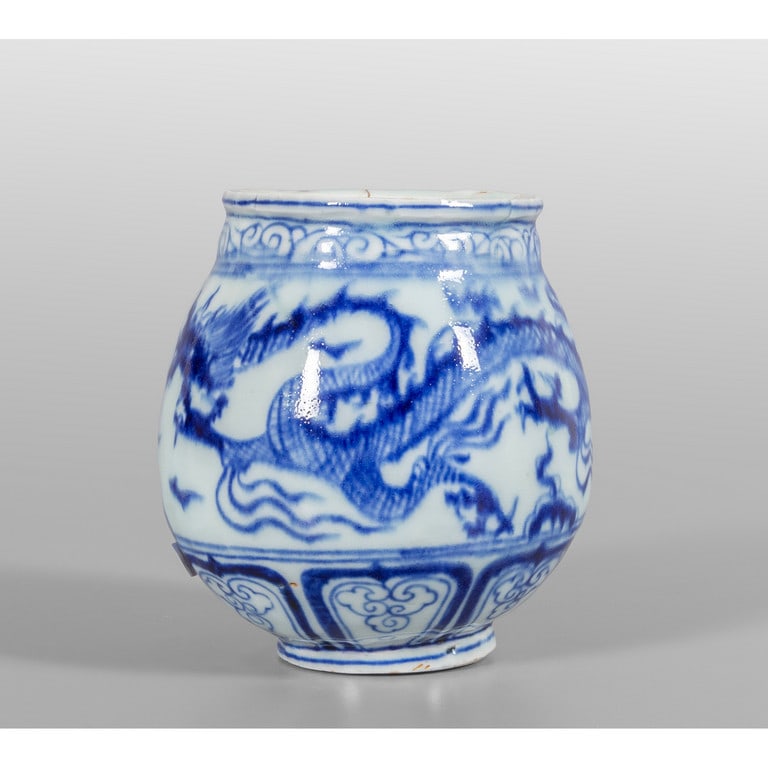 Vaso in porcellana bianca e blu decorato con (1 of 2)