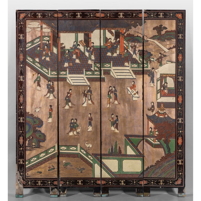 Paravento a quattro ante in lacca decorata con: Paravento a quattro ante in lacca decorata con scene di vita cinese, Cina sec.XIX cm. 160x h. 183, difetti