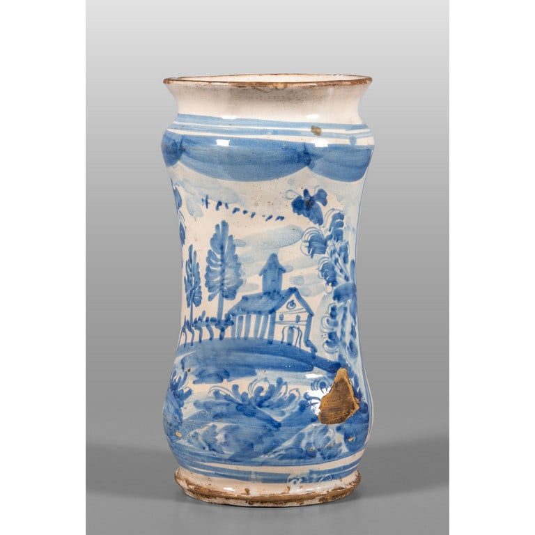 Albarello in maiolica decorato con paesaggio in (1 of 2)