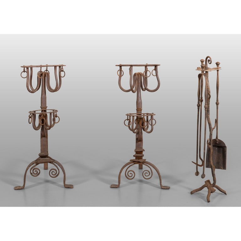 Antichi alari da camino in ferro con attrezzi (1 of 1)