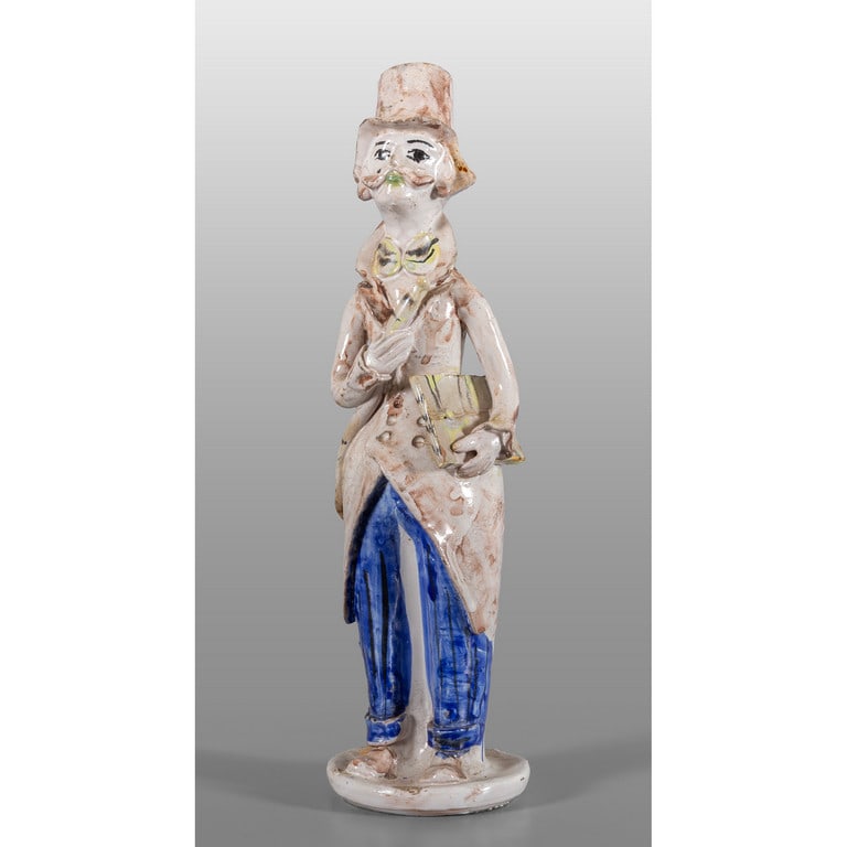 Nobile con bastone, scultura in maiolica, (1 of 3)