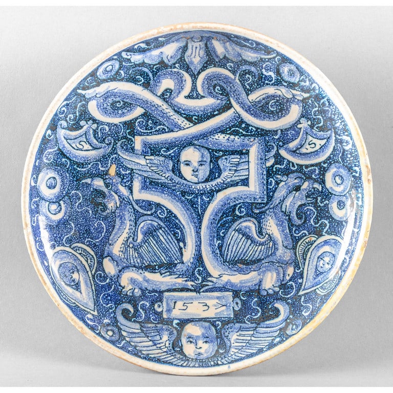 Alzatina in maiolica a decoro monocromo blu con (1 of 1)