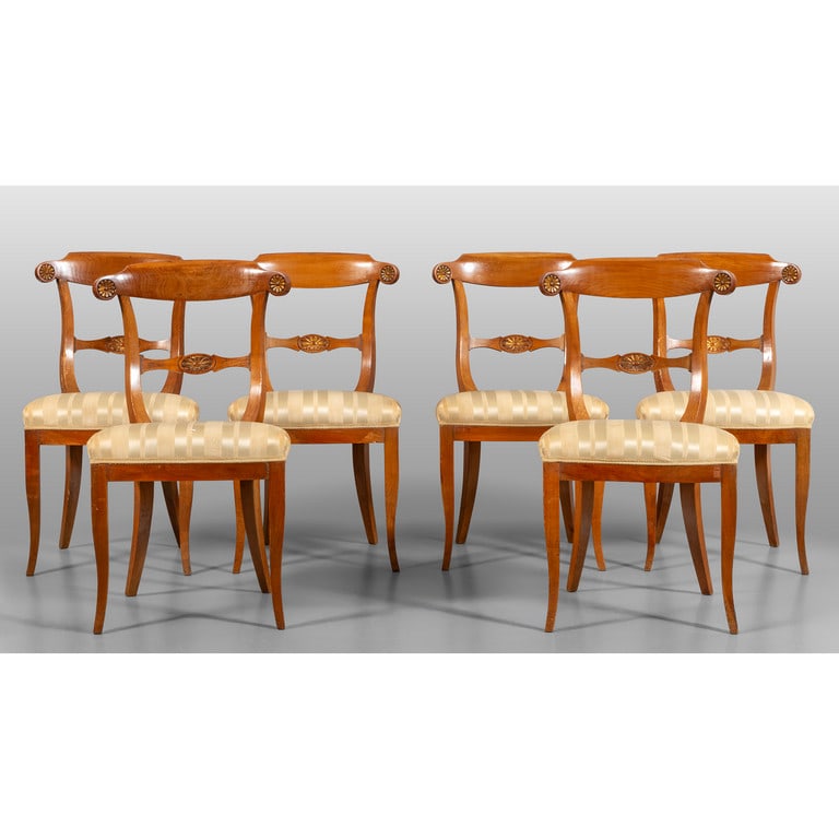 Sei sedie Carlo X in noce con intagli in legno (1 of 2)