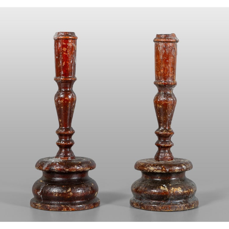 Coppia di candelieri in noce a panettone, (1 of 1)