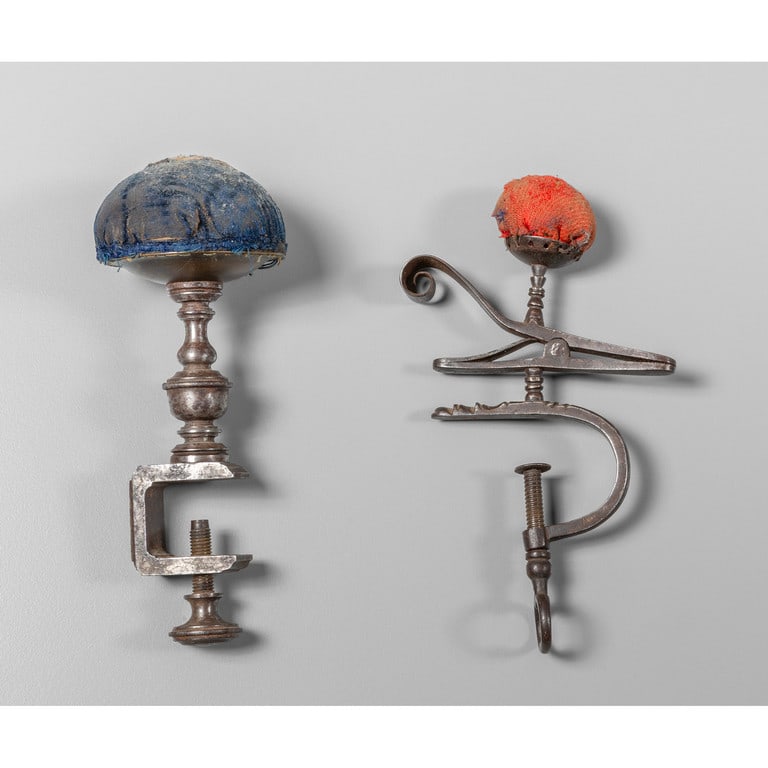 Due puntaspilli in ferro, sec.XIX h.cm.17 (1 of 1)