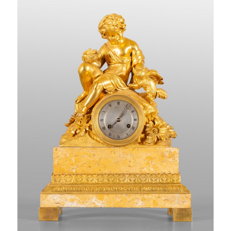 Orologio Carlo X in bronzo dorato e marmo con le: Orologio Carlo X in bronzo dorato e marmo con le tentazioni del gatto h.cm.40