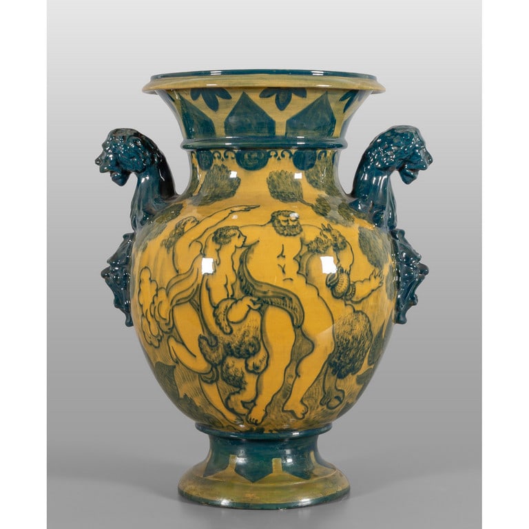 Vaso biansato in ceramica con prese a forma di (1 of 2)