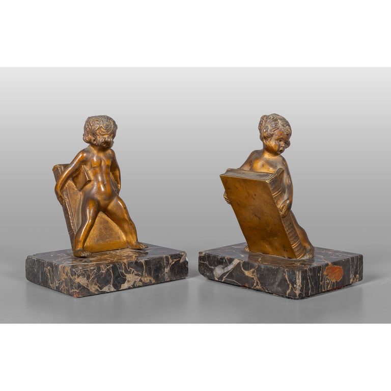 Fermalibri, due sculture in bronzo con basi in (1 of 2)
