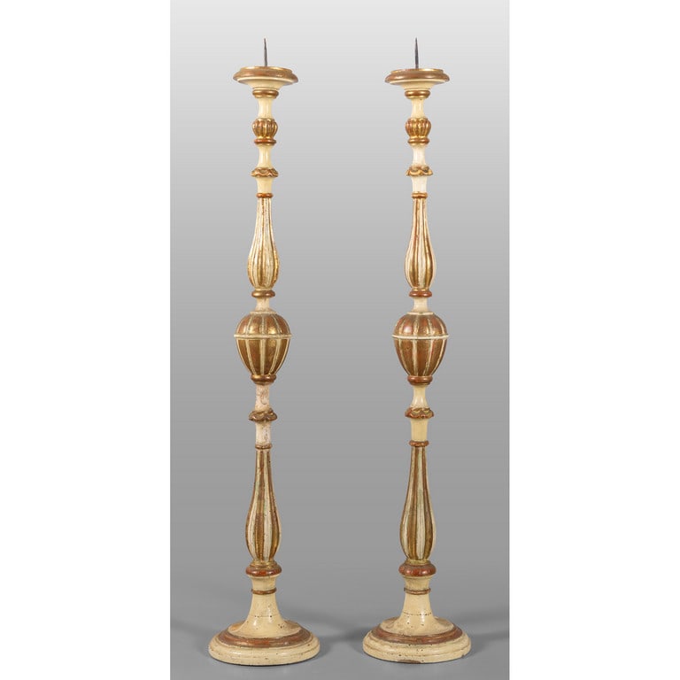 Coppia di piantane in legno laccate bianco e oro, (1 of 1)