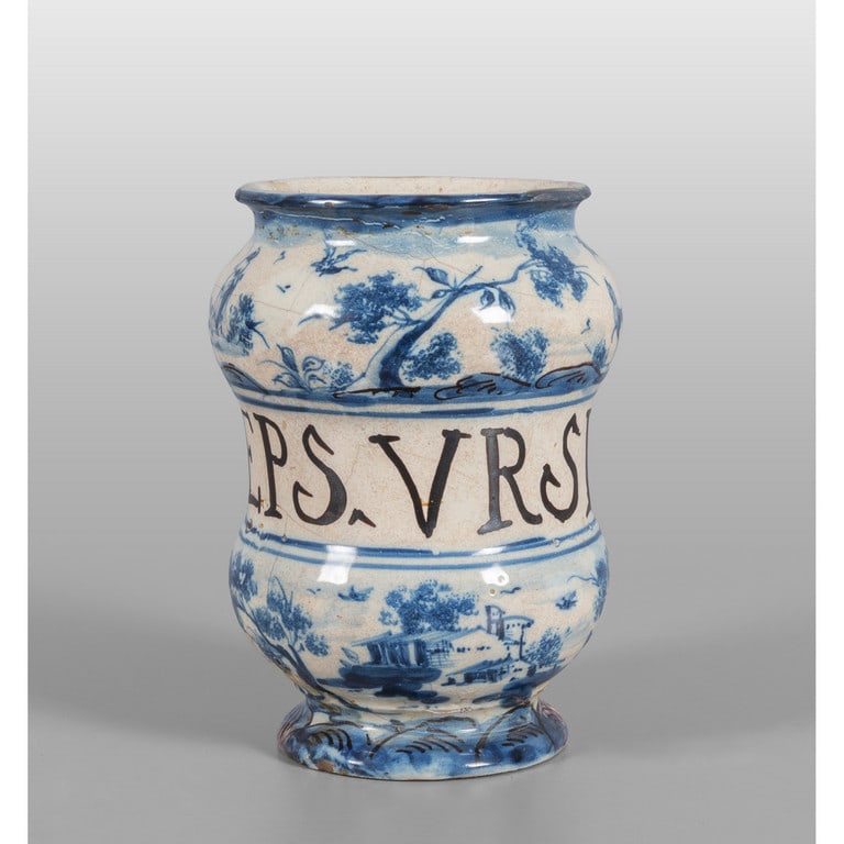 Albarello in ceramica bianca e blu decorato con (1 of 2)