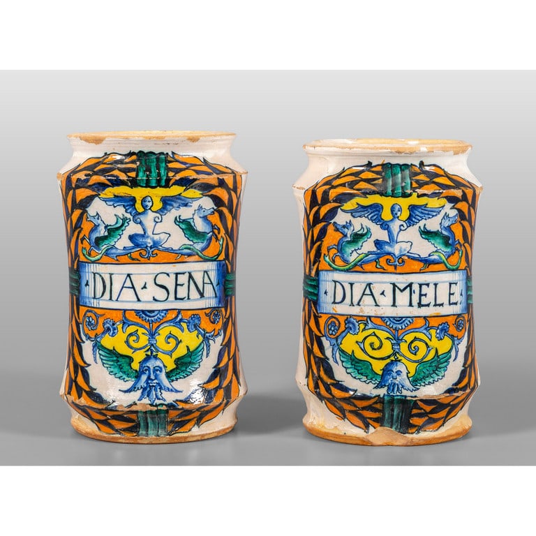 Coppia di albarelli da farmacia con scritta (1 of 2)