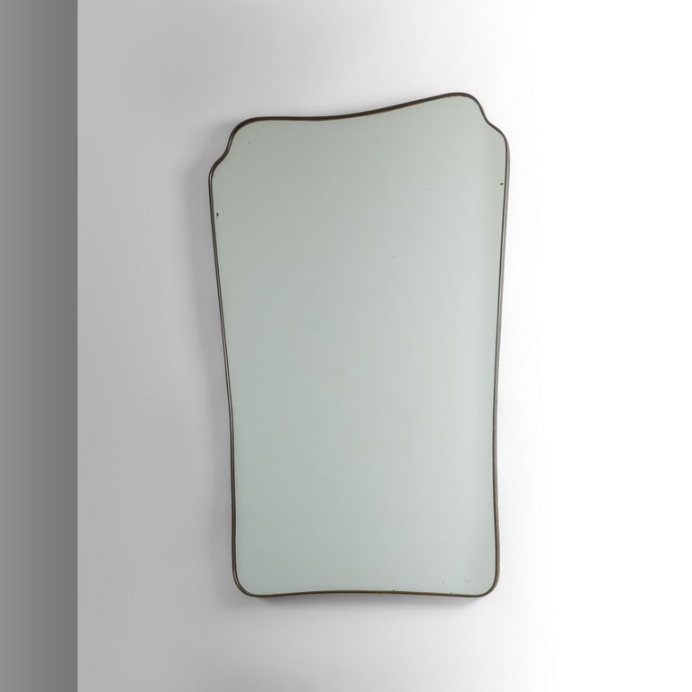 UN GRANDE SPECCHIO DA PARETE, anni '50. (1 of 1)