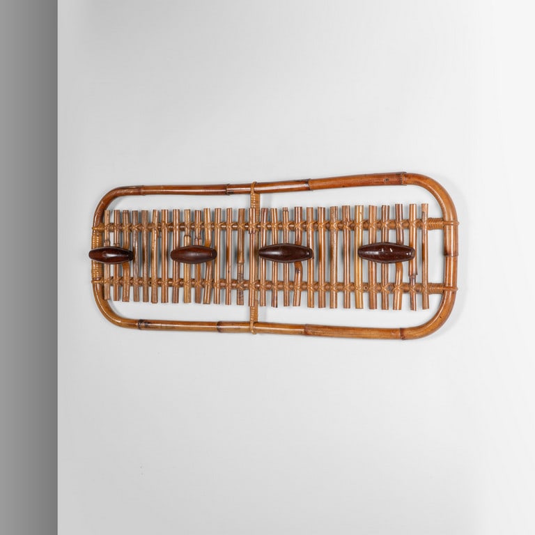 UN APPENDIABITI DA PARETE, anni '60. Malacca, (1 of 1)