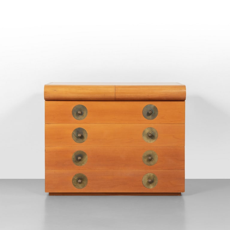 UNA CASSETTIERA, anni '70. Legno di noce, (1 of 4)