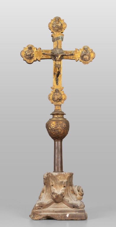 Croce astile in legno rivestita in lamina di rame (1 of 2)