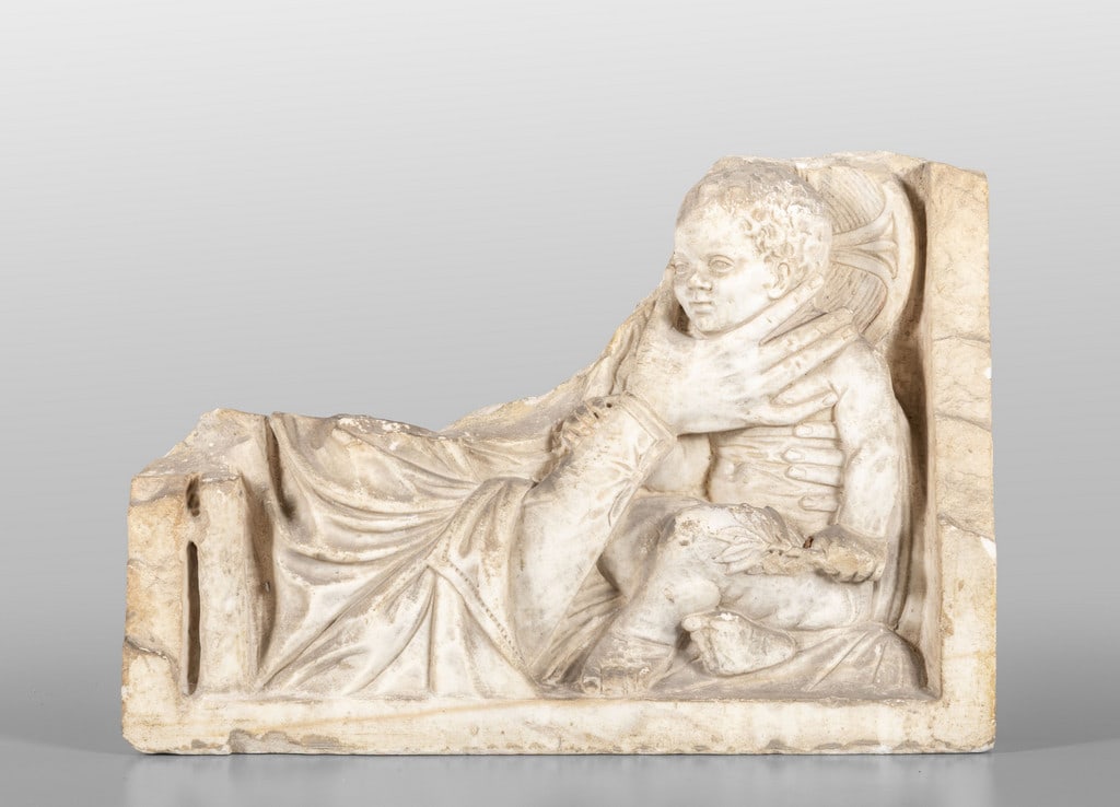 Elemento di bassorilievo raffigurante scena (1 of 2)