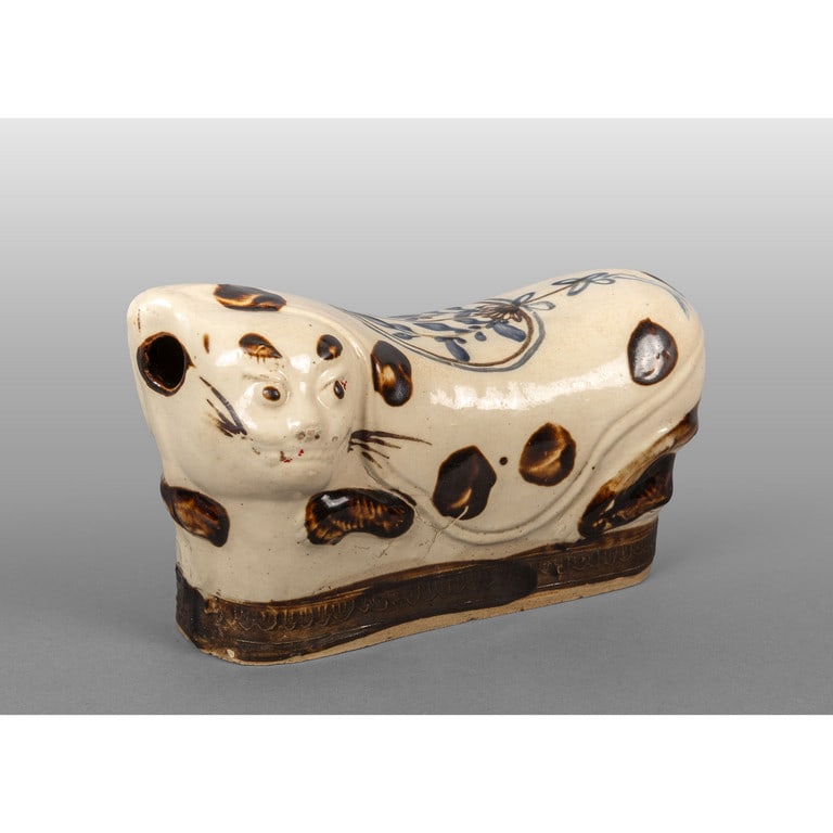 Cuscino in ceramica a forma di animale, Cina (1 of 2)