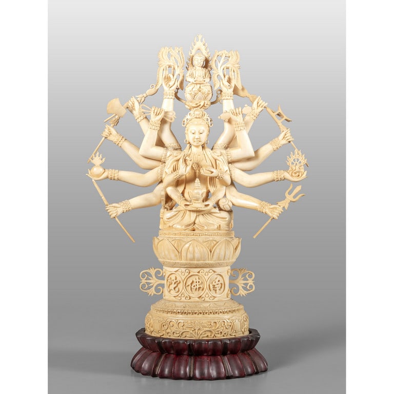 Guanin dalle mille braccia, scultura in avorio,: Guanin dalle mille braccia, scultura in avorio, Cina fine sec.XIX h.cm.30 Corredato da certificato CITES, vendita limitata al territorio UE - esportazione vietata al di fuori dell'Unione Europea