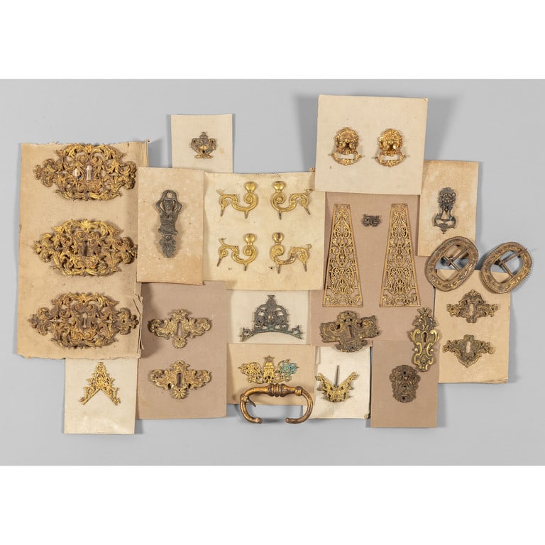 Collezione di bocchette e guarnizioni in bronzo (1 of 1)