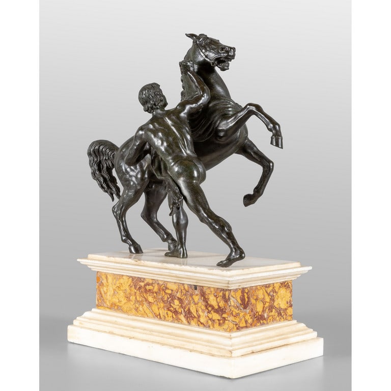 Domatore di cavalli, bronzo a patina scura, base: Domatore di cavalli, bronzo a patina scura, base in marmo bianco e broccatello, sec.XIX cm. 27x15 h. tot.37