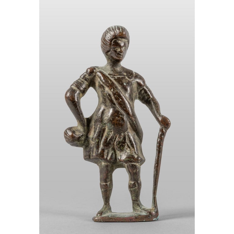 Guerriero in posa, piccola scultura in bronzo,: Guerriero in posa, piccola scultura in bronzo, Toscana sec.XVII h.cm.13