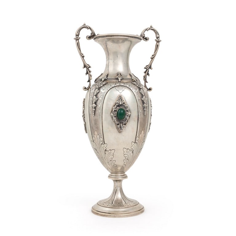 Vaso alto in argento 800 a due manici con (1 of 1)