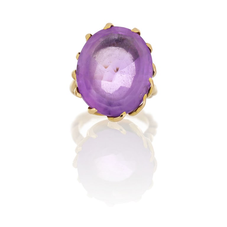Anello con grande quarzo ametista di forma ovale, (1 of 1)