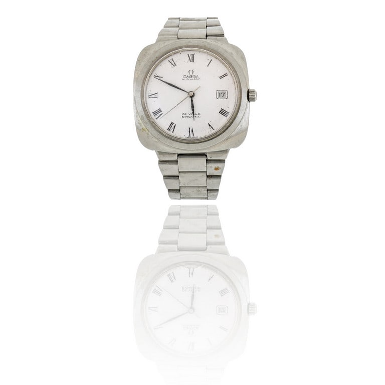 OMEGA - Orologio da uomo in acciaio con bracciale: OMEGA - Orologio da uomo in acciaio con bracciale originale, modello "De Ville Dinamic", animato da movimento meccanico a carica automatica, secondi al centro e piccolo datario ad ore 3, quadrante in 
