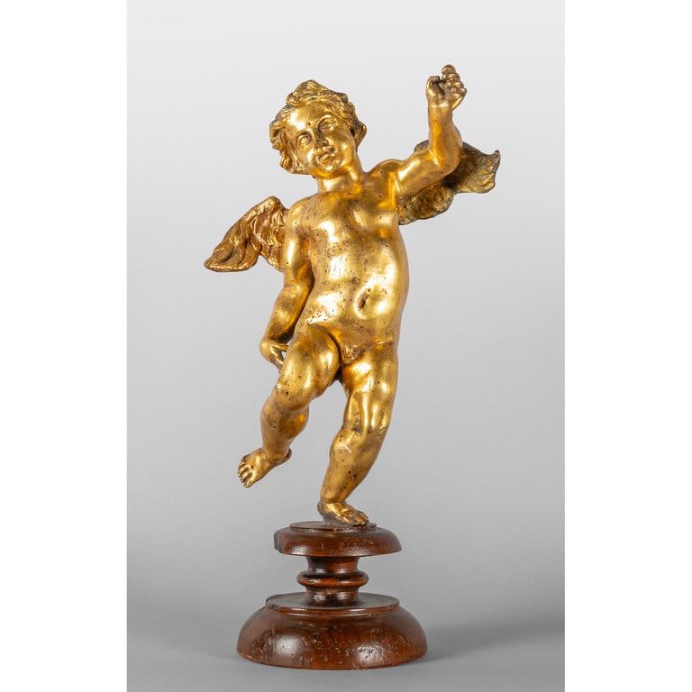 Angelo, scultura in bronzo dorato, base in legno,: Angelo, scultura in bronzo dorato, base in legno, sec.XVII scultura h.cm.32