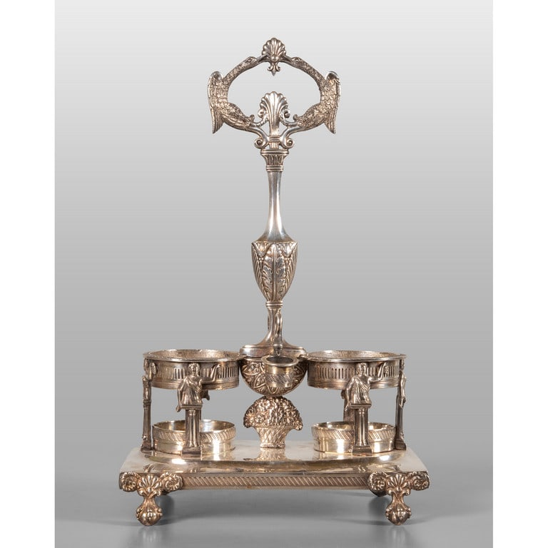Grande oliera in argento con piedini di forma (1 of 2)