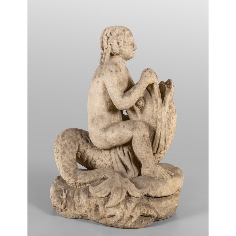 Putto a cavallo di un tritone, grande scultura in: Putto a cavallo di un tritone, grande scultura in pietra, sec.XIX cm.52xh.66, difetti