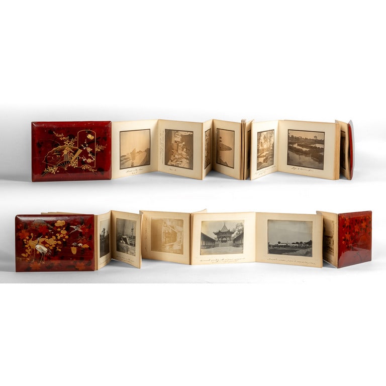 Due album in legno laccato e madreperla (1 of 7)