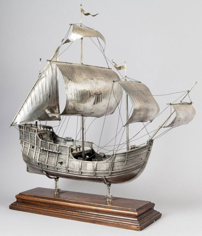 Modello di galeone in argento cm.43x10 h.40: Modello di galeone in argento cm.43x10 h.40