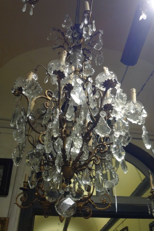 Lampadario in bronzo a 15 luci su due ordini,: Lampadario in bronzo a 15 luci su due ordini, sec.XIX diam.cm.80xh.140