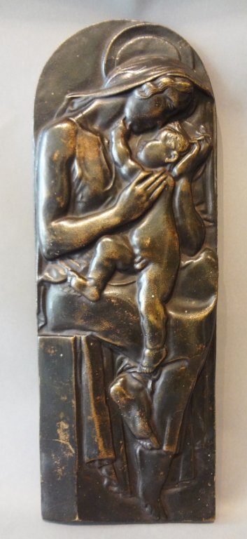 Madonna con Bambino, placca in bronzo: Madonna con Bambino, placca in bronzo anni'30 cm. 15x42