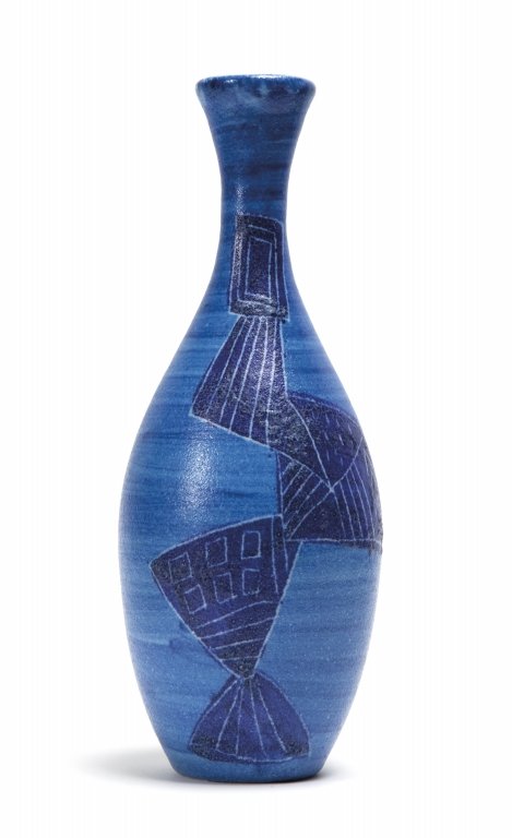 GUIDO GAMBONE Un vaso in ceramica, anni '50.: GUIDO GAMBONE Un vaso in ceramica, anni '50. Marcato "Gambone Italy" e con il sibolo dell'asinello. Altezza cm 28.