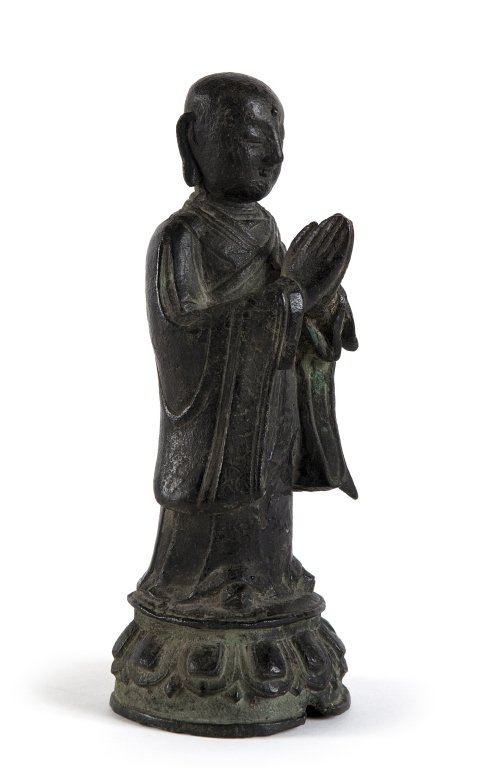 "Luo-Han" statua in bronzo brunito, dinastia Qing: "Luo-Han" statua in bronzo brunito, dinastia Qing sec. XVII h cm 20,5
