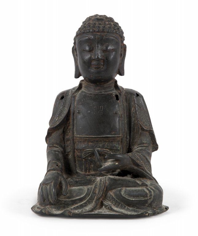 Budda seduto in bronzo brunito, Cina sec.XVIII: Budda seduto in bronzo brunito, Cina sec.XVIII (h.cm.21)