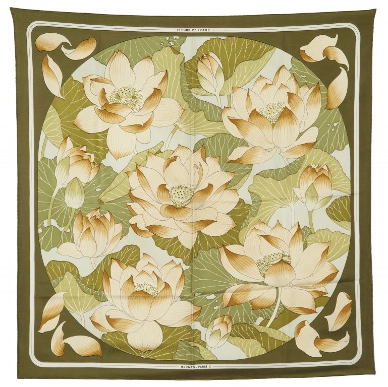 Foulard Hermes "Fleurs de lotus": Foulard Hermes "Fleurs de lotus"